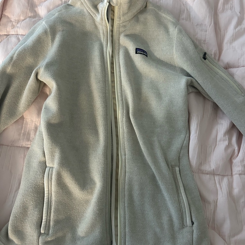 Women’s Cream Patagonia Jacket